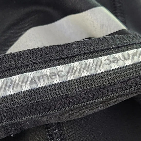 MEC Journey cycling shorts men black medium – commuter & trail ready - Picture 8 of 14